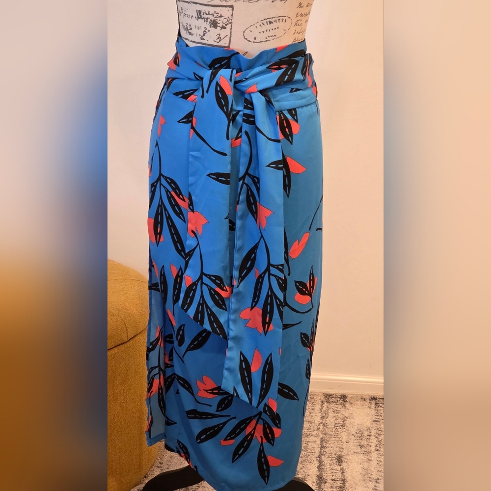 VICI Floral Blue Maxi Wrap Skirt Size S. - Picture 5 of 14
